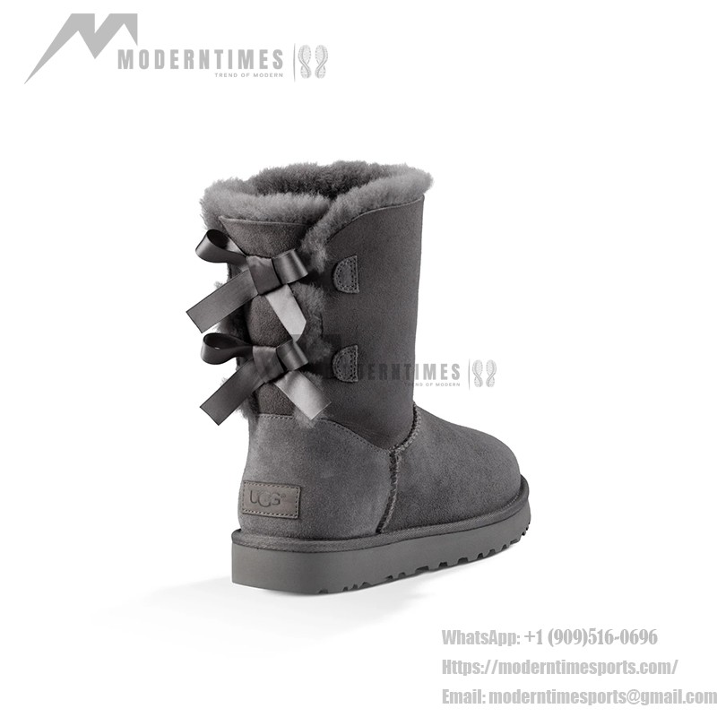 UGG レディース Bailey Bow II ブーツ グレー 1016225 - 暖かくスタイリッシュなスエードブーツ UGG レディース Bailey Bow II ブーツ グレー 1016225 - スエードブーツとシープスキン裏地、リボンディテール