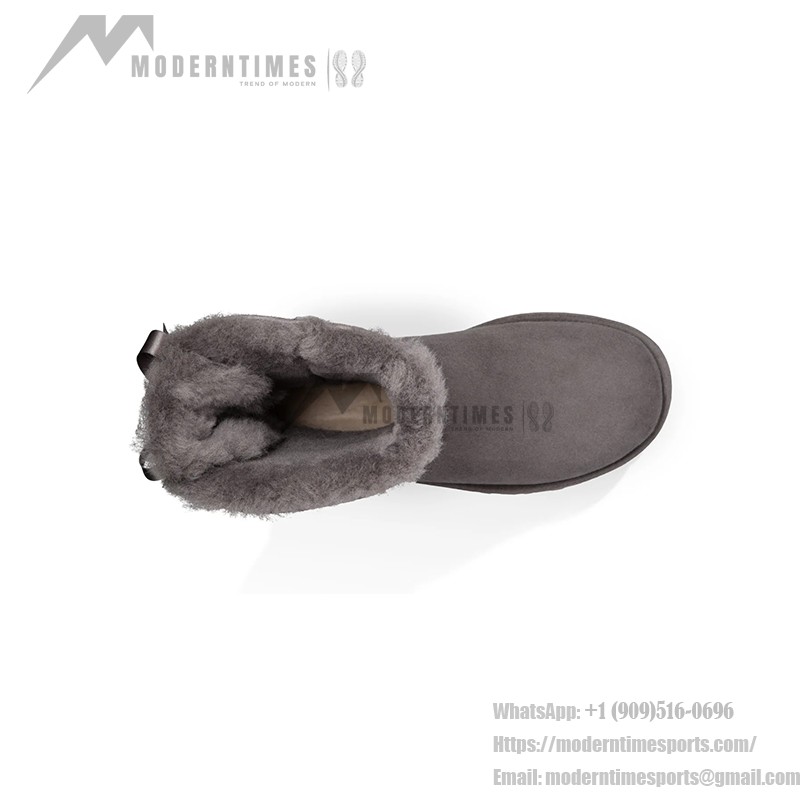 UGG レディース Bailey Bow II ブーツ グレー 1016225 - 暖かくスタイリッシュなスエードブーツ UGG レディース Bailey Bow II ブーツ グレー 1016225 - スエードブーツとシープスキン裏地、リボンディテール