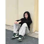 Air Jordan 1 High OG Pro Green Men's Shoes - Black, White and Green Side View