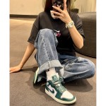 Air Jordan 1 High OG Pro Green Men's Shoes - Black, White and Green Side View