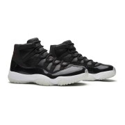 Air Jordan 11 Retro '72-10' 378037-002 - Schwarze Ledersneaker mit Rotem Jumpman-Logo & Transparenter Außensohle