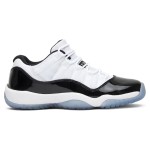 Air Jordan 11 Low 528896-153 ホワイトスニーカー、ブラックパテントレザー、アイシーブルーアウトソール