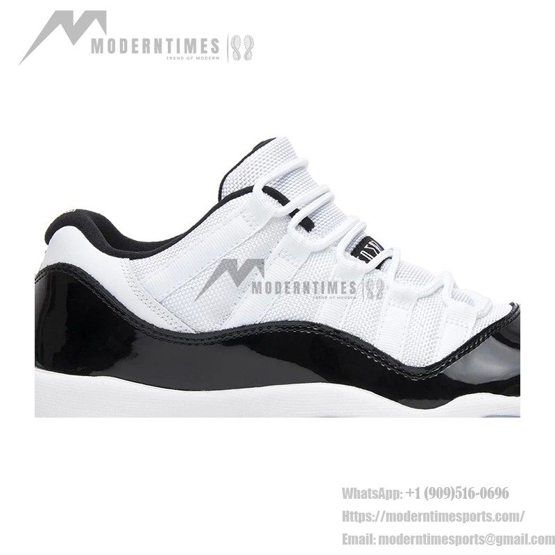 Air Jordan 11 Low 528896-153 ホワイトスニーカー、ブラックパテントレザー、アイシーブルーアウトソール