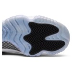 Air Jordan 11 Low ‘Concord’ 528895-145 - ホワイトとブラックのパテントレザーとアイスブルーアウトソール