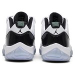 Air Jordan 11 Low ‘Concord’ 528895-145 - ホワイトとブラックのパテントレザーとアイスブルーアウトソール
