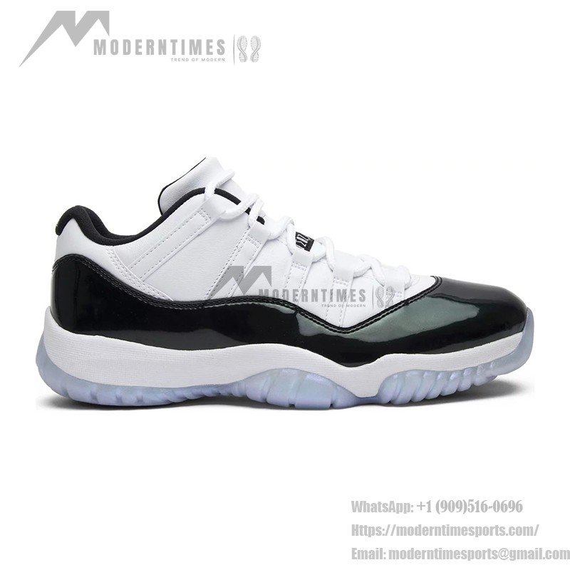 Air Jordan 11 Low ‘Concord’ 528895-145 - ホワイトとブラックのパテントレザーとアイスブルーアウトソール