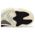 Air Jordan 11 Retro 'DMP' CT8012-170 ホワイトとブラックのスニーカー ゴールドジャンプマンロゴとミルキーアウトソール付き