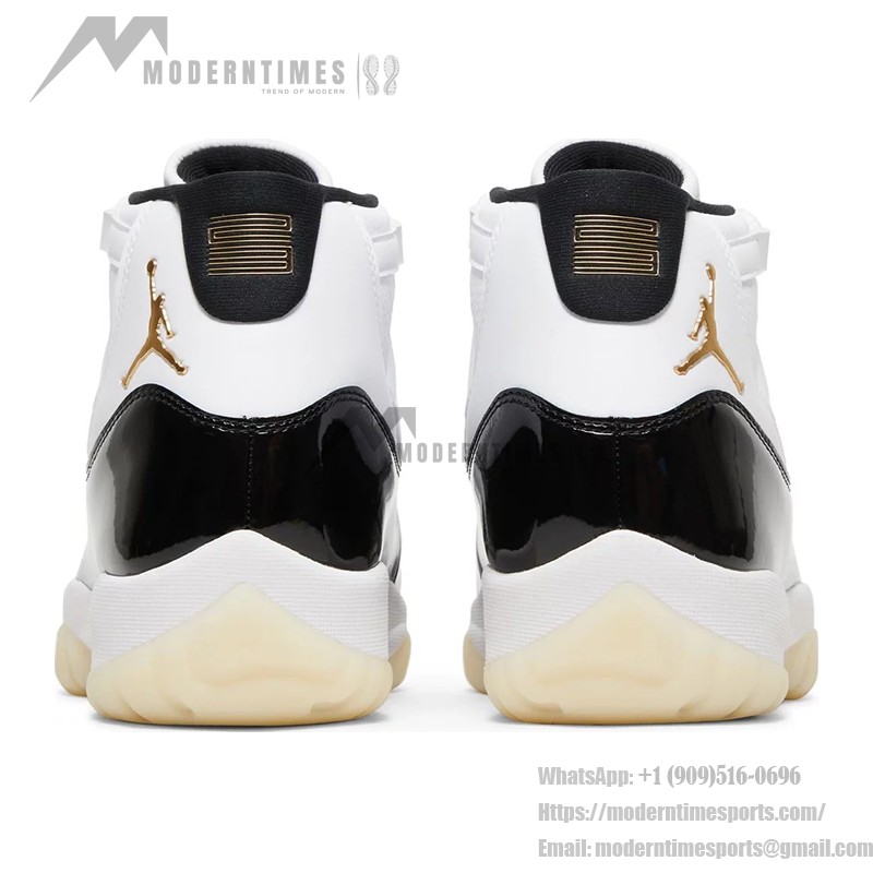 Air Jordan 11 Retro 'DMP' CT8012-170 ホワイトとブラックのスニーカー ゴールドジャンプマンロゴとミルキーアウトソール付き