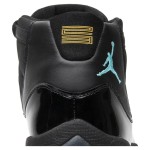 Air Jordan 11 Retro 'ガンマブルー' 378037-006 ブラックスニーカー ガンマブルーとイエローのアクセント付き