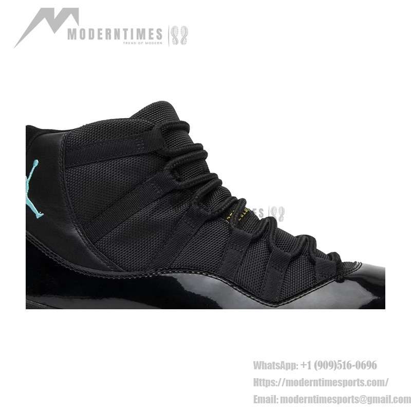 Air Jordan 11 Retro 'ガンマブルー' 378037-006 ブラックスニーカー ガンマブルーとイエローのアクセント付き