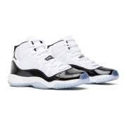 Air Jordan 11 Retro 'Concord' 378038-100 – Ikonischer Schwarz-Weiß Sneaker mit Eisiger Sohle für Ultimativen Stil