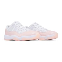Air Jordan 11 Low 'Bleached Coral' AH7860-160 - Weißer & Rosa Lackleder Sneaker für einen Frischen Look