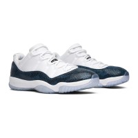 Air Jordan 11 Low "Navy Snakeskin" CD6846-102 - Premium Weißer und Marineblauer Sneaker mit Auffälligem Schlangenhaut-Detail und Eisiger Sohle