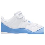 Air Jordan 11 Low "UNC" 528895-106 – ホワイトとカロライナブルーのアイスソール付きスニーカー