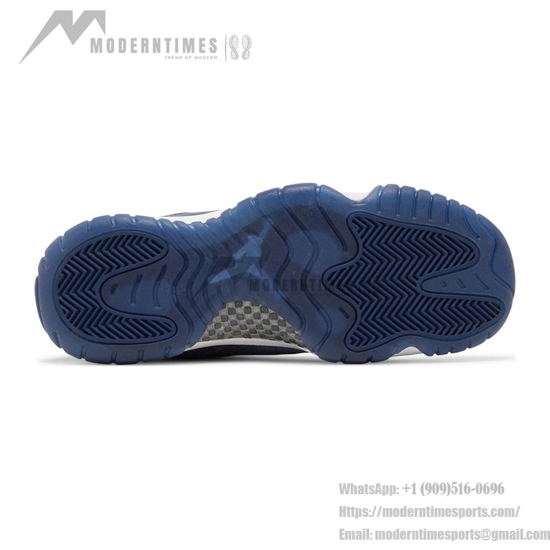 Air Jordan 11 Retro "Heiress" Velvet AR0715-441 – ネイビースエード＆ベルベットのプレミアムスニーカー