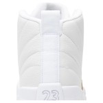 Air Jordan 12 Retro ホワイト ゴールド 873864-102 - ゴールドアクセント付きの白スニーカー