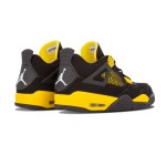 Air Jordan 4 Retro Thunder 2012 308497-008 スニーカー Air Jordan 4 Retro Thunder 2012 308497-008 スニーカー - クラシックな黒と黄色のデザイン
