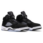 Air Jordan 5 Retro CT4838-011 ブラックスエードスニーカー、反射シュータンとホワイトミッドソール付き