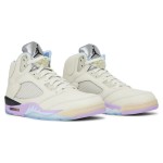 Air Jordan 5 Retro DV4982-175 クリームレザースニーカー パステルアクセントと反射するシュータン付き