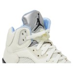 Air Jordan 5 Retro DV4982-175 クリームレザースニーカー パステルアクセントと反射するシュータン付き