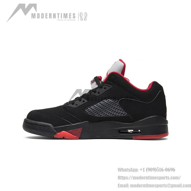 Air Jordan 5 Retro Low 819171-001 ブラックスエードスニーカー、赤のアクセント、反射シュータン付き