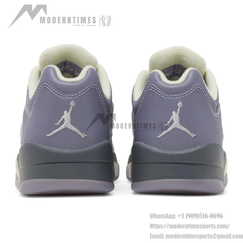 Air Jordan 5 Low FJ4563-500 インディゴヘーズ スニーカー 反射タンと半透明ソール付き