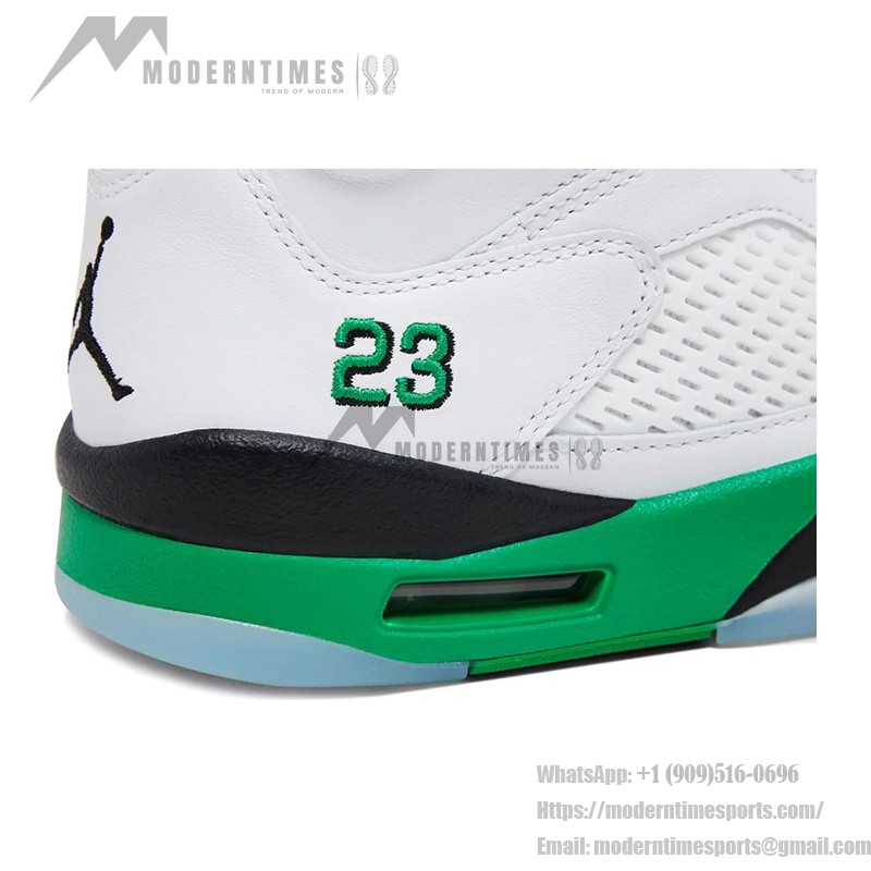 Air Jordan 5 Retro DD9336-103 白いレザースニーカー グリーンのアクセントと反射舌付き