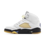 Air Jordan 5 Retro FZ5758-004 白いレザー、ベージュメッシュ、ブルーアクセント付き