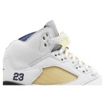 Air Jordan 5 Retro FZ5758-004 白いレザー、ベージュメッシュ、ブルーアクセント付き