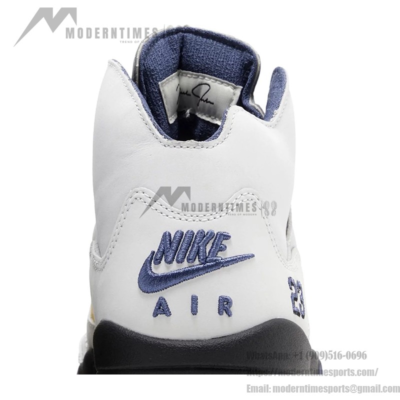 Air Jordan 5 Retro FZ5758-004 白いレザー、ベージュメッシュ、ブルーアクセント付き