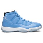 Air Jordan 11 Retro University Blue 717602-900 - パテントレザー仕上げのブルーとホワイトのスニーカー