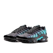 Nike Air Max Plus DM0032-016 Black Aurora Green TN Sneakers – Cyber Aqua Glow Streetwear Shoes for Men