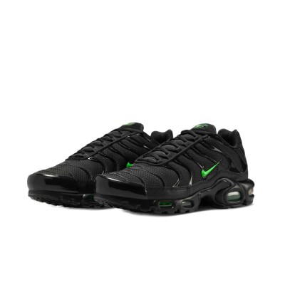 Nike Air Max Plus DM0032-024 Black Green Strike TN Sneakers – Neon Techwear Streetwear Shoes for Men