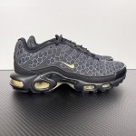 Nike Air Max Plus Black Honey IQ0287-010 TN sneakers with honeycomb pattern upper