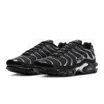 Nike Air Max Plus HQ3029-001 Black Reflective Metallic Silver TN sneakers with reflective streetwear styling