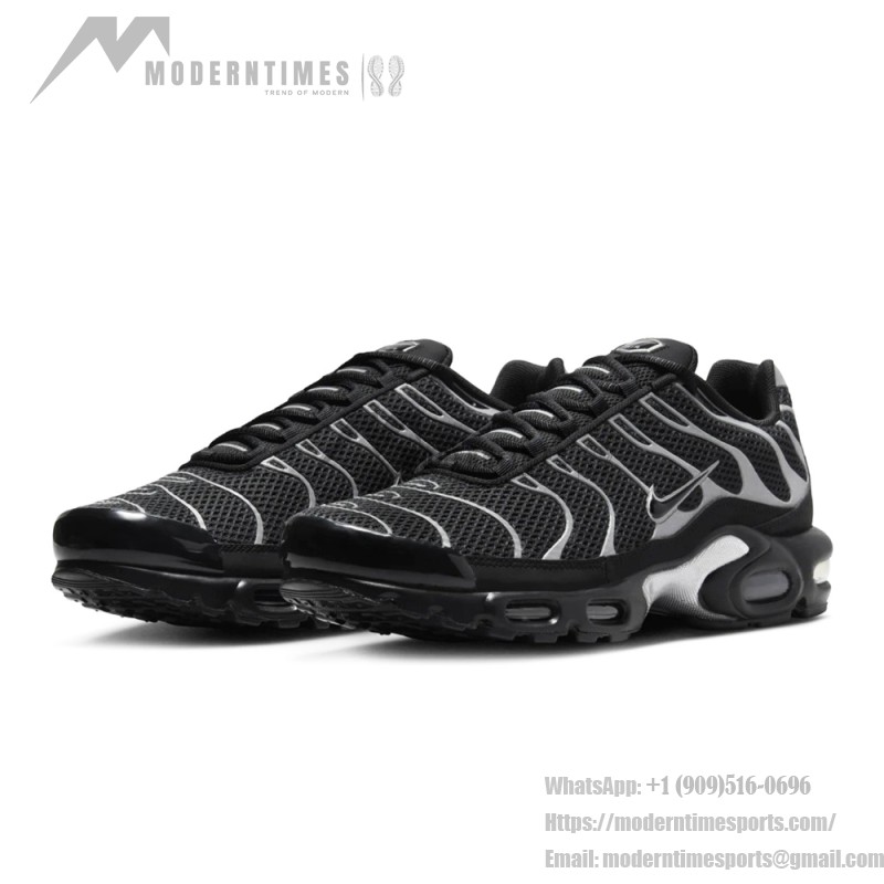 Nike Air Max Plus HQ3029-001 Black Reflective Metallic Silver TN sneakers with reflective streetwear styling