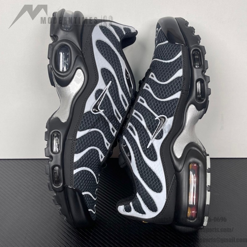 Nike Air Max Plus HQ3029-001 Black Reflective Metallic Silver TN sneakers with reflective streetwear styling
