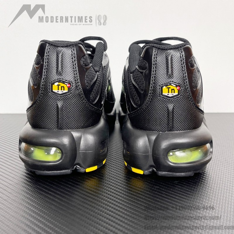 Nike Air Max Plus DM0032-036 Black Volt Ice TN sneakers for men’s dark techwear streetwear outfits