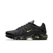 Nike Air Max Plus DM0032-036 Black Volt Ice TN Sneakers – Dark Techwear Streetwear Shoes for Men