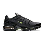 Nike Air Max Plus DM0032-036 Black Volt Ice TN sneakers for men’s dark techwear streetwear outfits