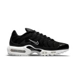 Nike Air Max Plus DM2362-001 Black White Reverse Gradient TN sneakers with monochrome streetwear styling