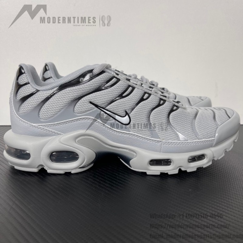 Nike Air Max Plus White Pure Platinum TN sneakers with monochrome streetwear design
