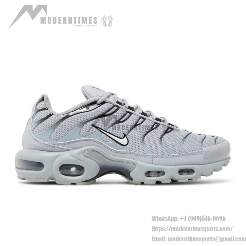 Nike Air Max Plus White Pure Platinum TN sneakers with monochrome streetwear design