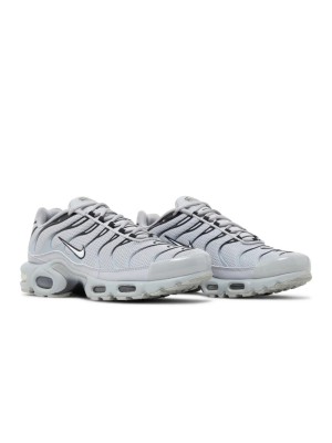 Nike Air Max Plus 852630-021 Metallic Silver Black TN Sneakers – Chrome Pulse Streetwear Shoes for Men