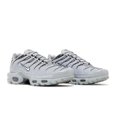 Nike Air Max Plus 852630-021 Metallic Silver Black TN Sneakers – Chrome Pulse Streetwear Shoes for Men