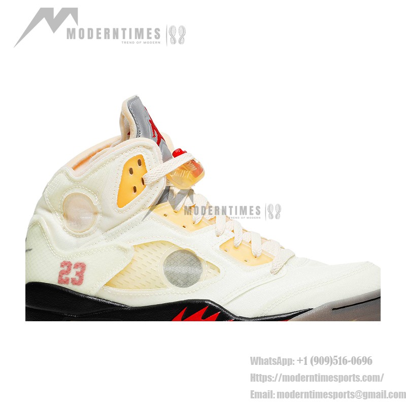 Air Jordan 5 Retro DH8565-100 - オフホワイトセイルスニーカー 赤のアクセント Air Jordan 5 Retro DH8565-100 オフホワイトセイルスニーカー 赤のアクセントと反射性シュータン