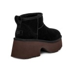 UGG クラシック ウルトラ ミニ ニューハイツ:大胆な厚底と快適なシープスキン UGG クラシック ウルトラ ミニ ニューハイツ、厚底ヒールとシープスキン裏地付き