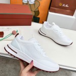 Loro Piana FAM1718-1000 weiße Ledersneaker Loro Piana FAM1718-1000 weiße Sneaker Vorderansicht mit roten Details
