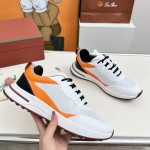 Loro Piana FAM1718-1000 weiße Ledersneaker Loro Piana FAM1718-1000 weiße Sneaker Vorderansicht mit roten Details