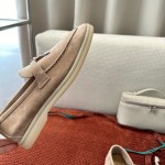 ロロ・ピアーナ サマーチャームズ ウォーク ローファー FAE5444-60L0 ディープアイス 女性用 コンフォートシューズ 正面ビュー